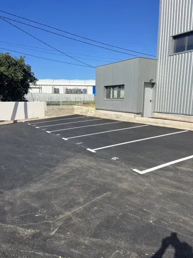 Creation de places de parking numérotées et places PMR à Marseille, Toulon, MSR83.13