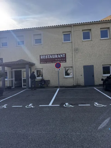 Réalisation de 25 places de parking dont 2 places PMR à Brignoles, Toulon, MSR83.13