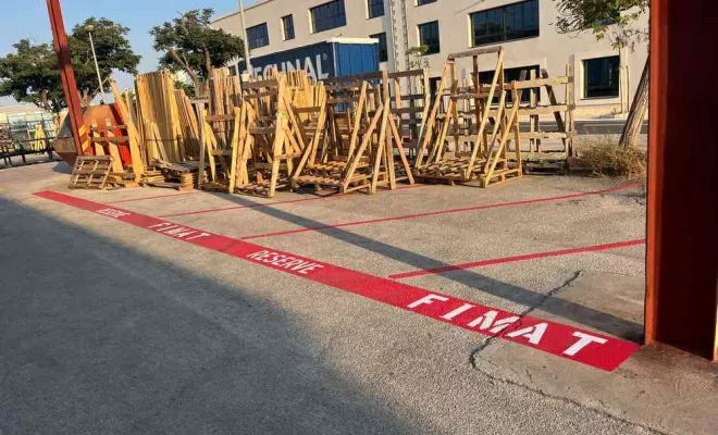 Travaux de marquage au sol, Toulon, MSR83.13