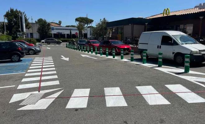 Travaux de marquage au sol, Toulon, MSR83.13