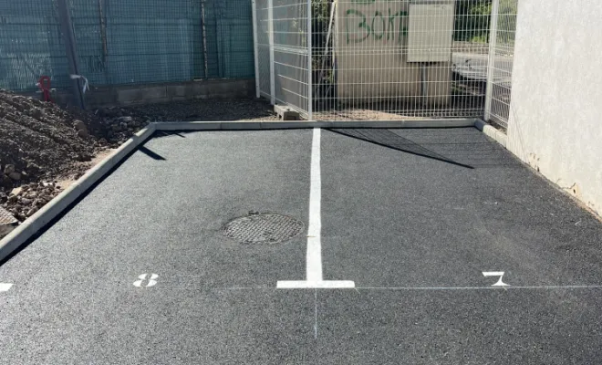 Marquage au sol Parking PMR , Toulon, MSR83.13