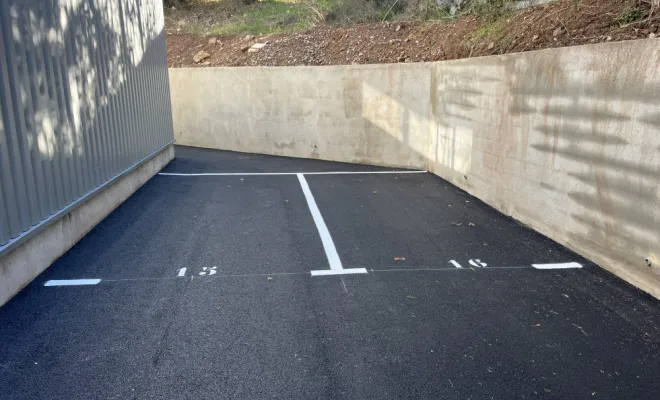 Marquage au sol Parking PMR , Toulon, MSR83.13