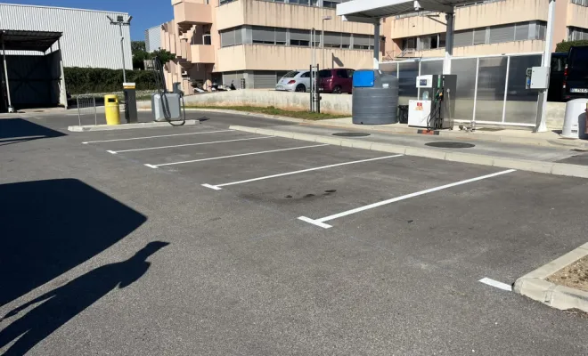 Marquage Signalisation Routière 83 13 Création de places de parking , Toulon, MSR83.13