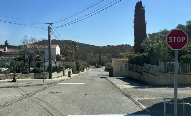 Marquage au sol , Toulon, MSR83.13